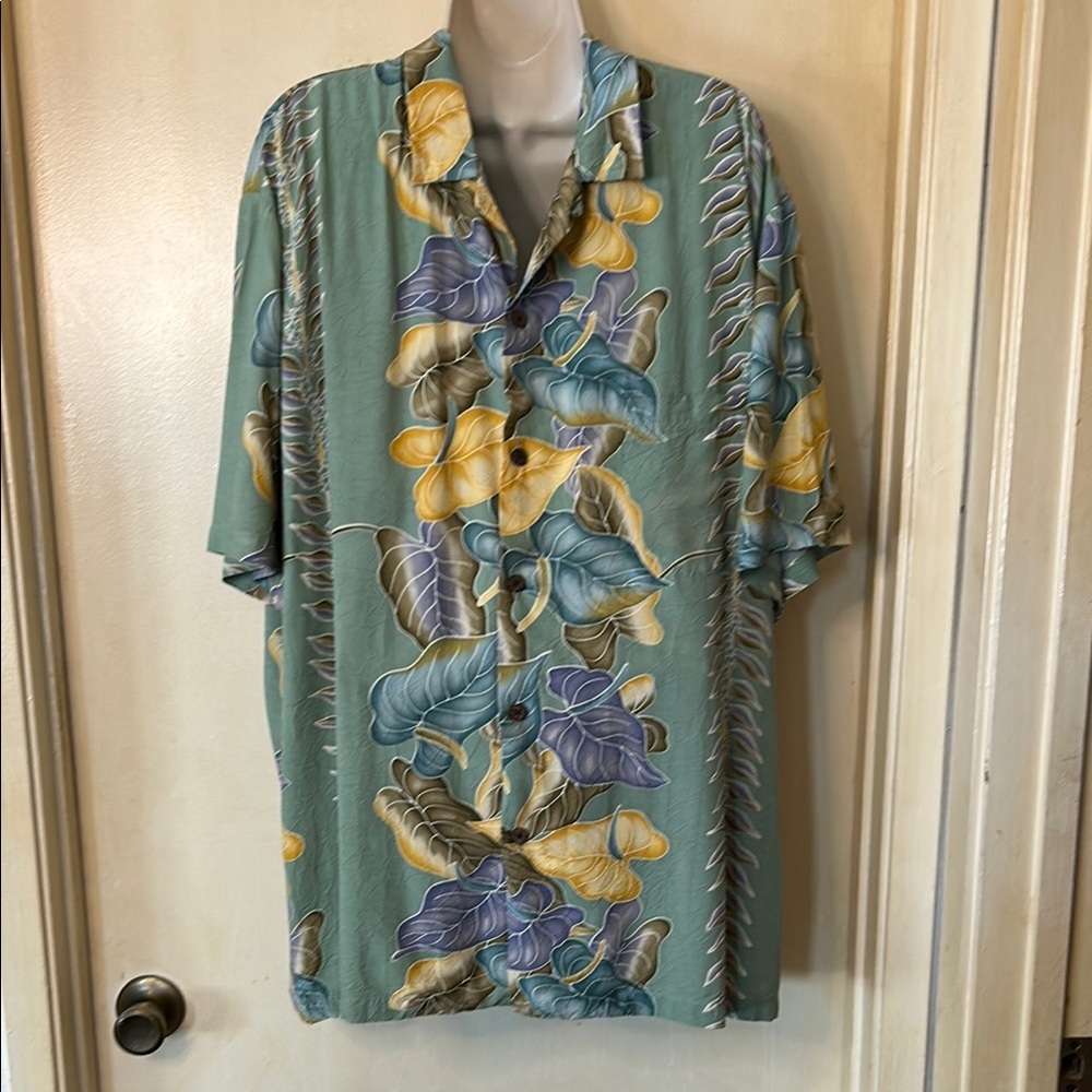 Hawaiian Reserve Men’s Floral Shirt - Green, Yellow, Blue, Purple size XL